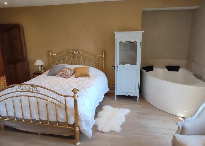 Domaine De Combe Beluze Bed & Breakfast