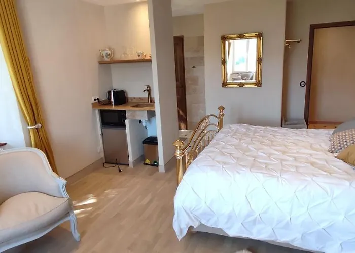 Domaine De Combe Beluze Bed & Breakfast