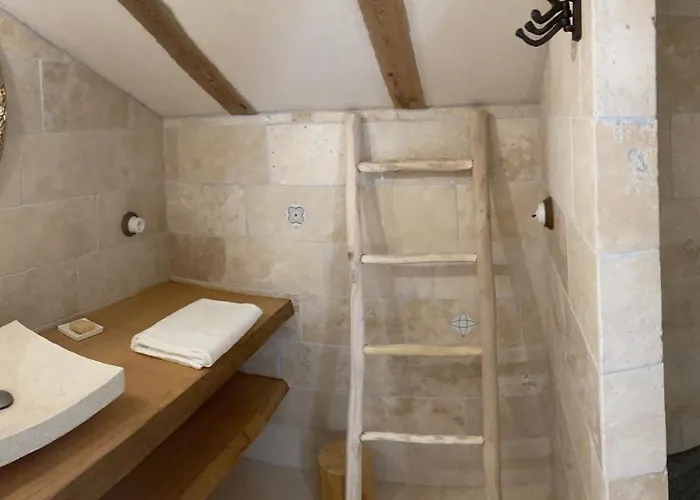 Domaine De Combe Beluze Bed & Breakfast 4*