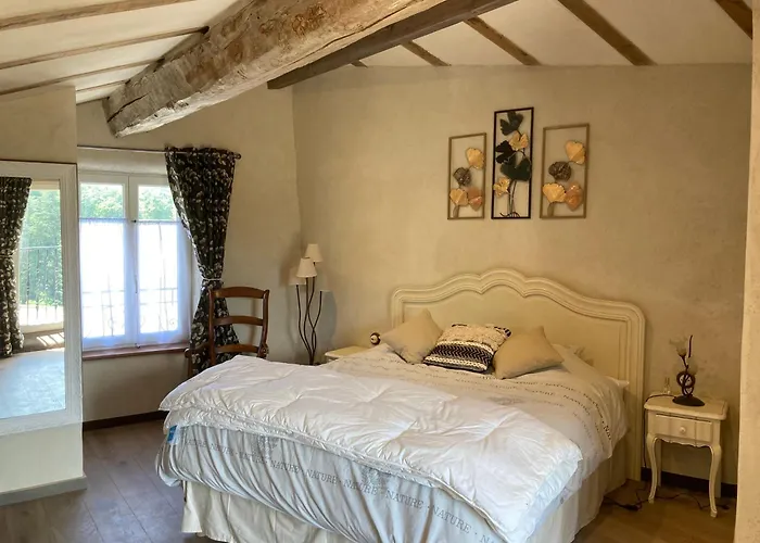 Bed & Breakfast Domaine De Combe Beluze 4*