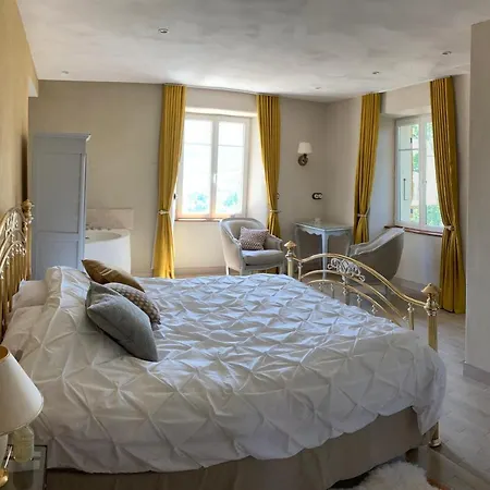 Domaine De Combe Beluze Bed & Breakfast Mison