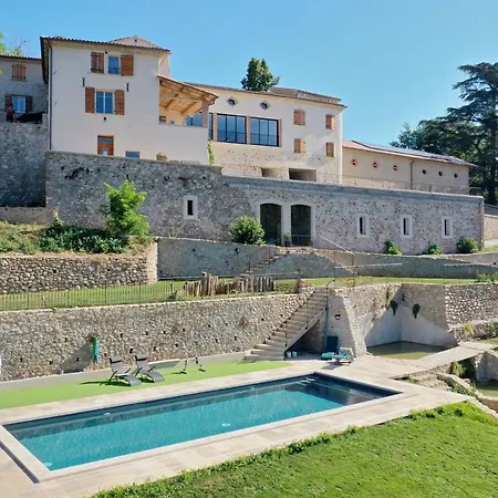 Domaine De Combe Beluze 4*