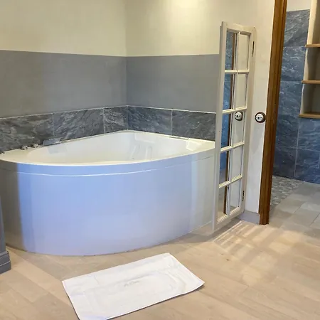 Domaine De Combe Beluze Mison